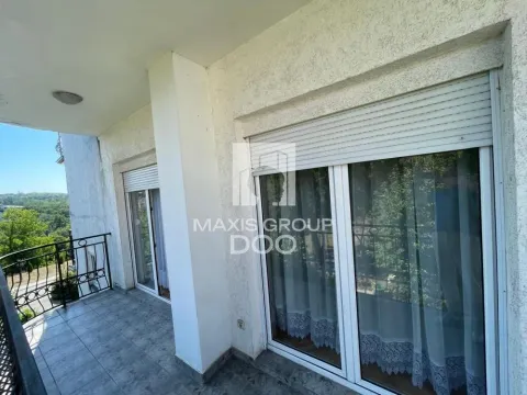 Izdavanje, četvorosoban stan, 75m², Savski Venac, Beograd - image 13