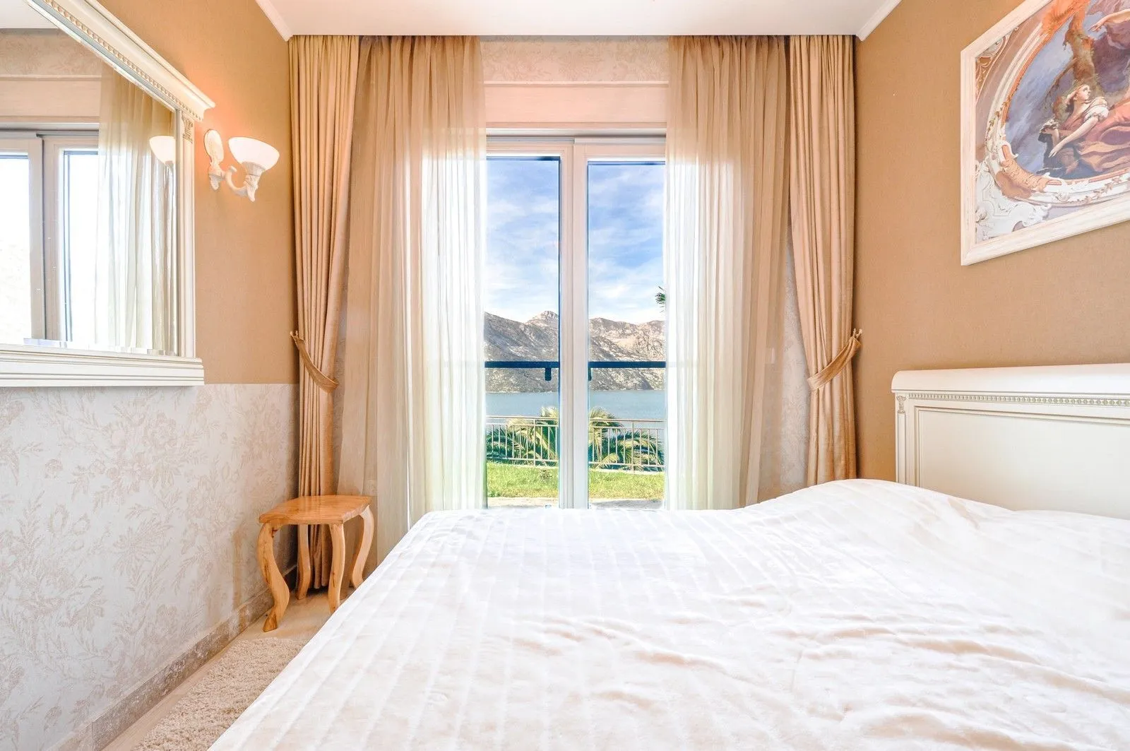 Sale, two bedroom apartment, 68m², Kostanjica, Kotor