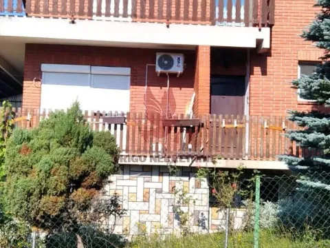 Sale, house, 242m², Amerić, Mladenovac - image 12