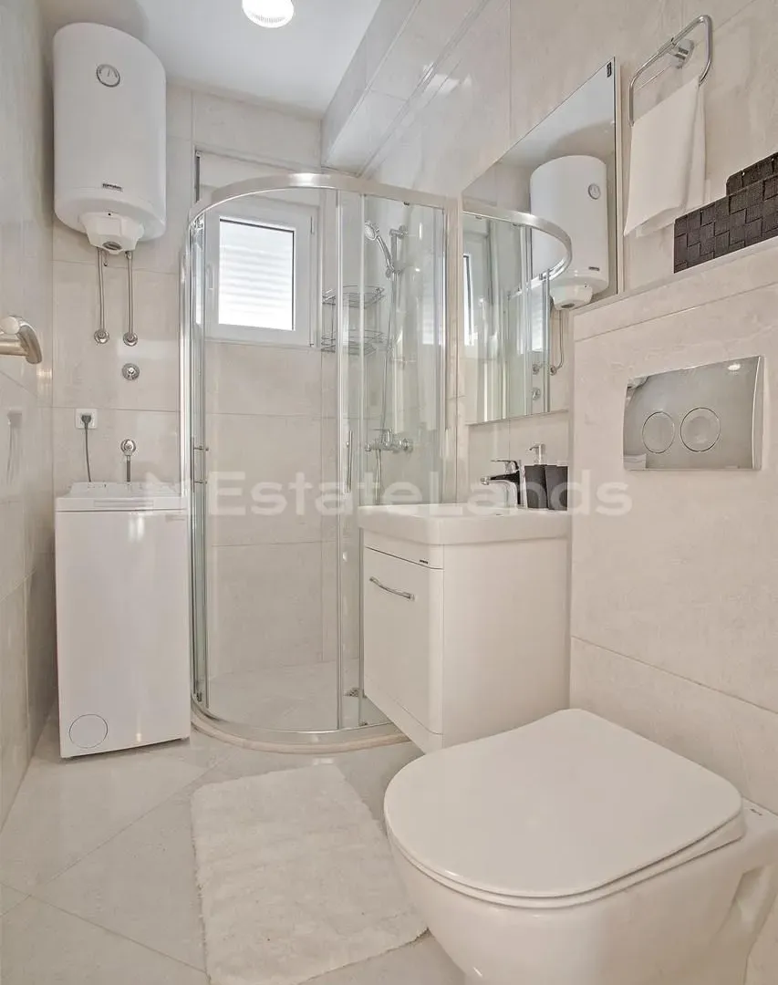 Rent, one bedroom apartment, 43m², Mažina, Tivat