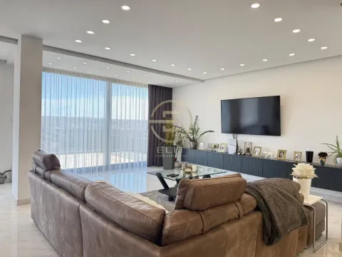 Prodaja, kuća, 173m², Sremska Kamenica, Petrovaradin - image 2