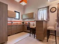 Prodaja, kuća, 560m², Šušanj, Bar - image 8