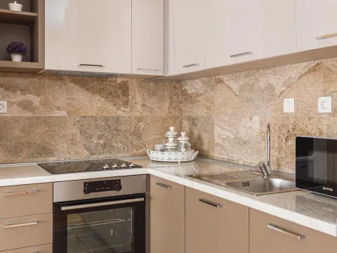 Sale, one bedroom apartment, 68m², Pržno, Budva - image 7