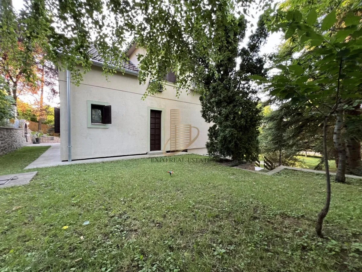 Sale, house, 254m², Beočin, Srbija