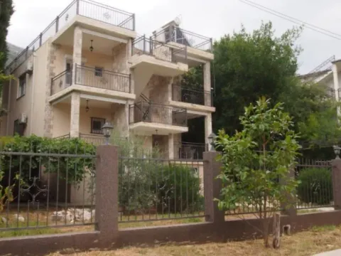 Sale, house, 180m², Sutomore, Bar - image 1