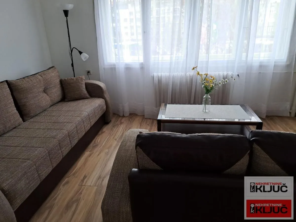 Prodaja, trosoban stan, 71m², Spens, Novi Sad Sve Podlokacije