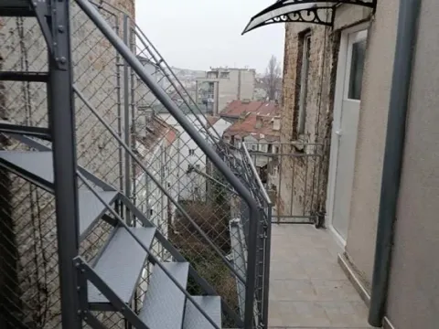 Izdavanje, jednosoban stan, 25m², Stari Grad, Beograd - image 9