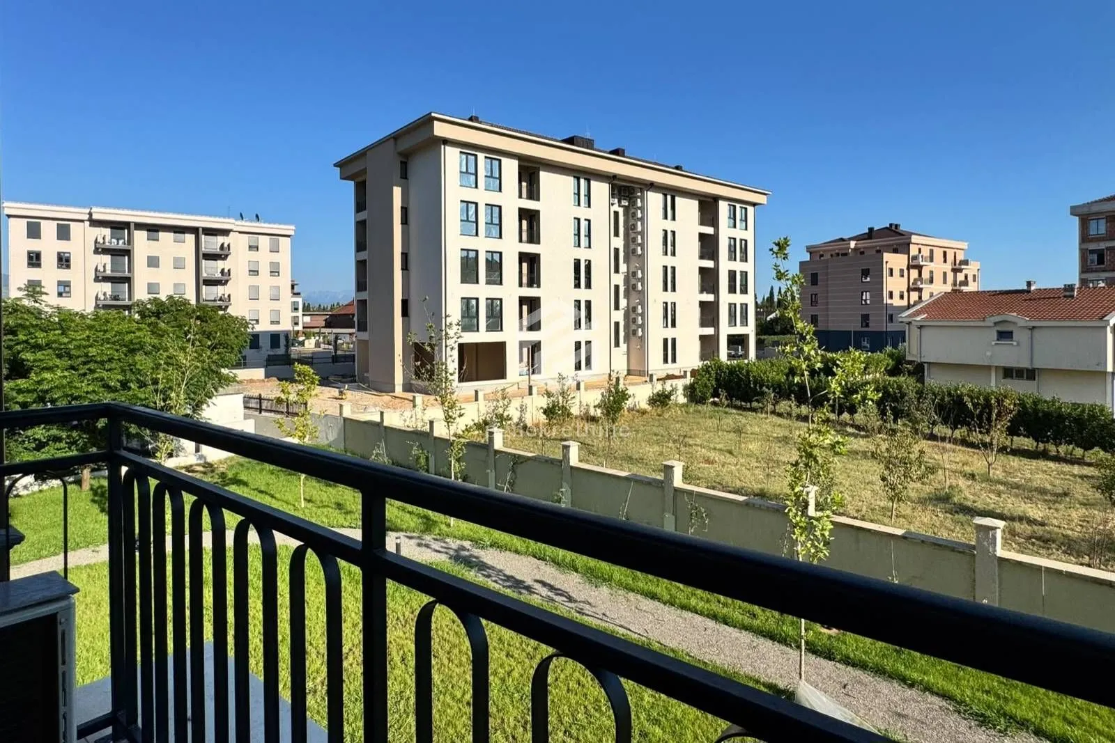 Rent, one bedroom apartment, 45m², Tološi, Podgorica