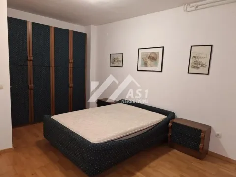 Izdavanje, dvosoban stan, 58m², Stari grad, Novi Sad - image 7
