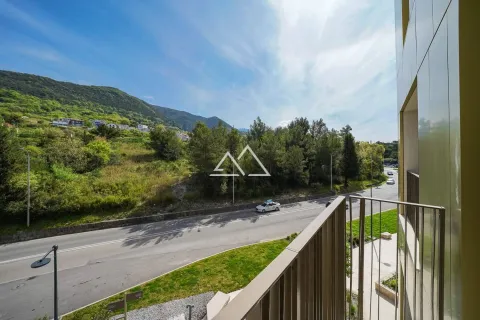 Sale, studio apartment, 43m², Tivat, Crna Gora - image 5