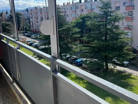 Izdavanje, garsonjera, 34m², Preko Morače, Podgorica - image 4