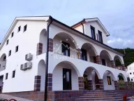 Prodaja, kuća, 384m², Igalo, Herceg Novi - image 1