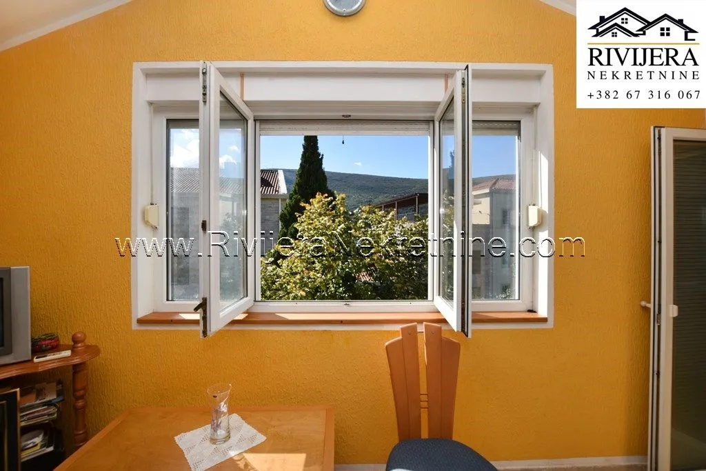 Prodaja, dvosoban stan, 70m², Đenovići, Herceg Novi