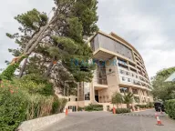 Sale, two bedroom apartment, 71m², Budva, Crna Gora - image 21