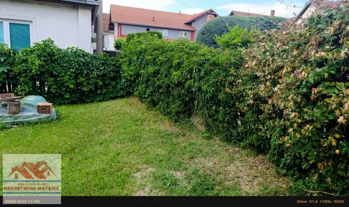 Prodaja, kuća, 225m², Aerodrom, Kragujevac