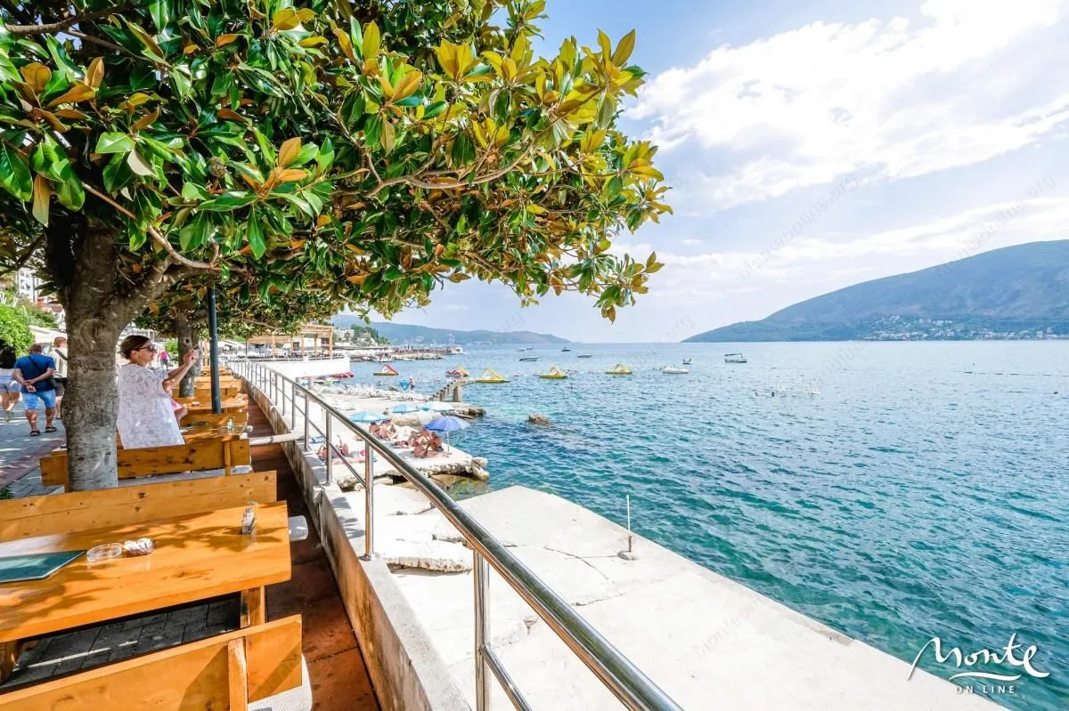 Prodaja, jednosoban stan, 94m², Igalo, Herceg Novi