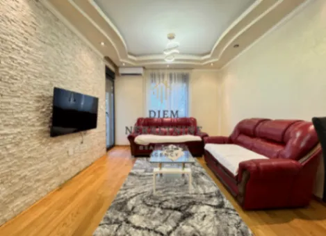 Izdavanje, jednosoban stan, 47m², Podgorica, Crna Gora
