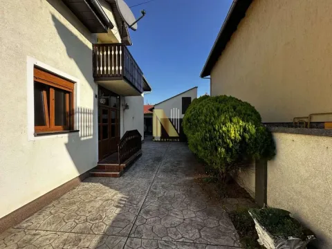 Kuća in Veternik