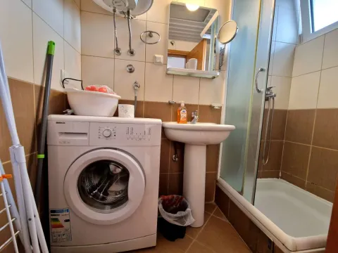 Rent, one bedroom apartment, 37m², Bečići, Budva - image 9
