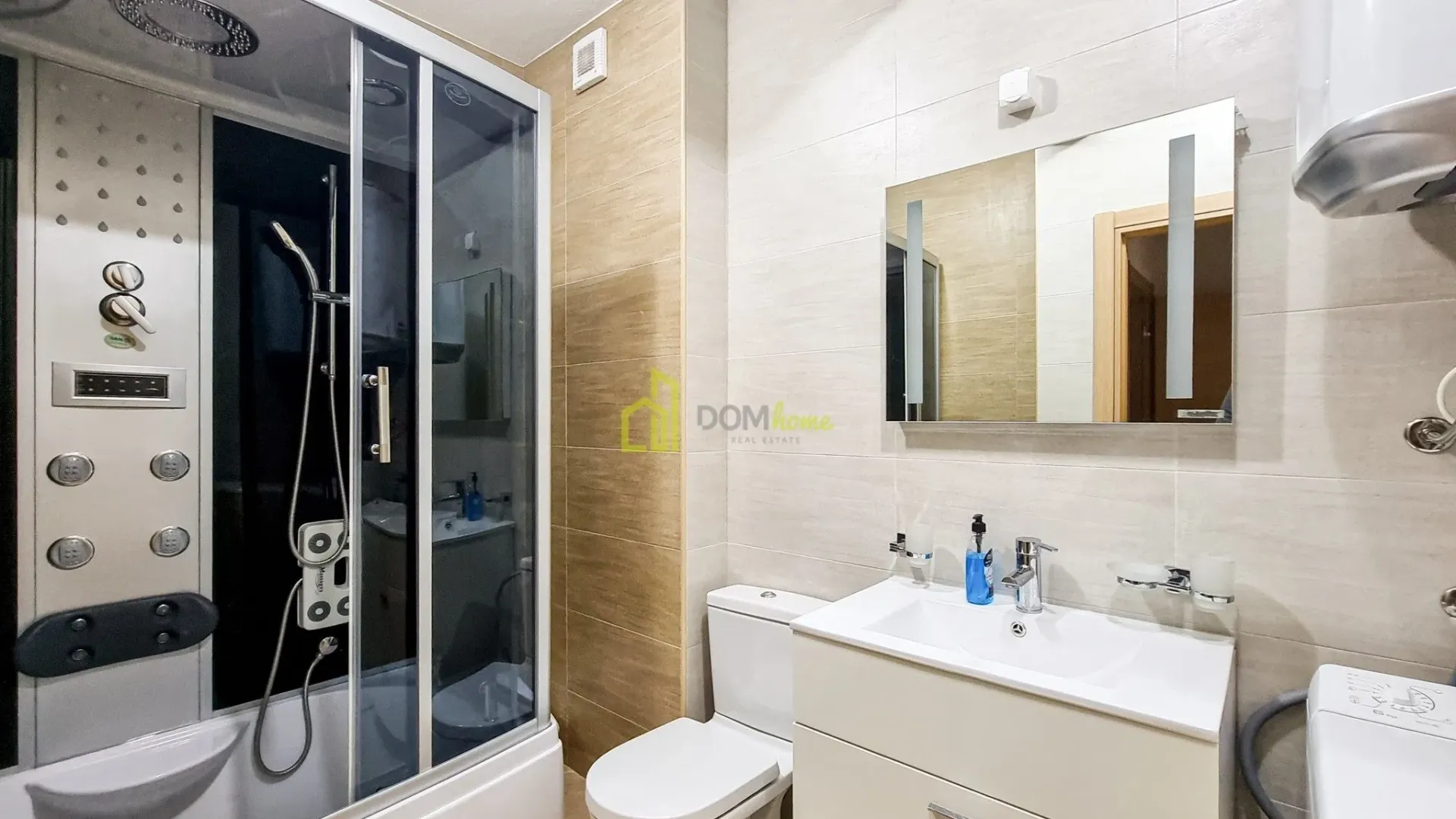 Sale, two bedroom apartment, 94m², Bečići, Budva