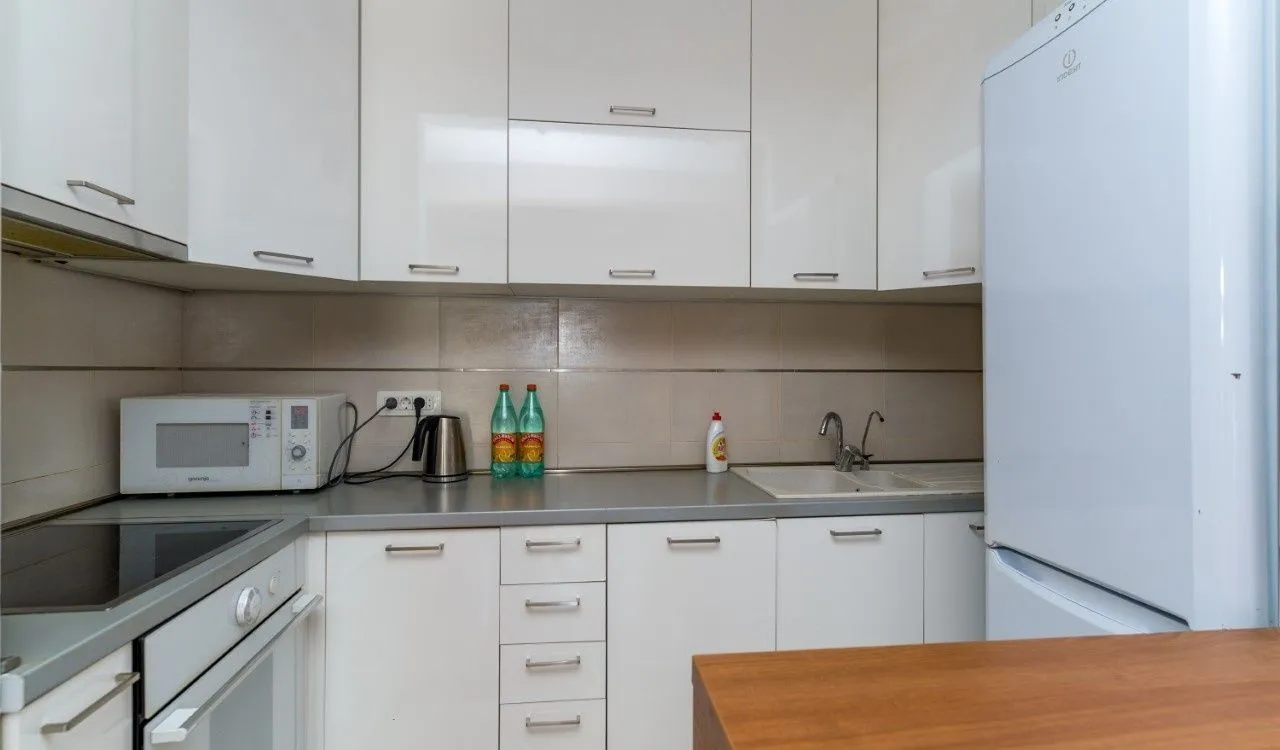 Izdavanje, dvosoban stan, 70m², Gorica C, Podgorica