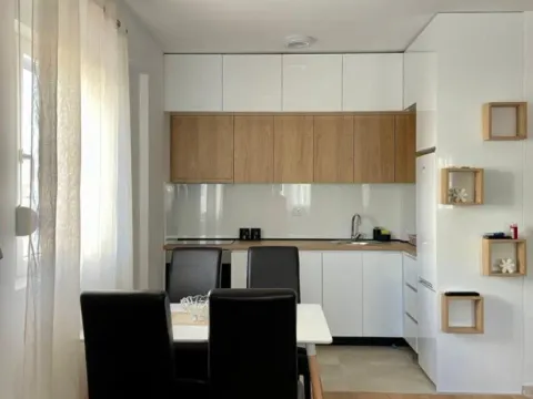 Izdavanje, jednosoban stan, 50m², Zabjelo, Podgorica - image 7