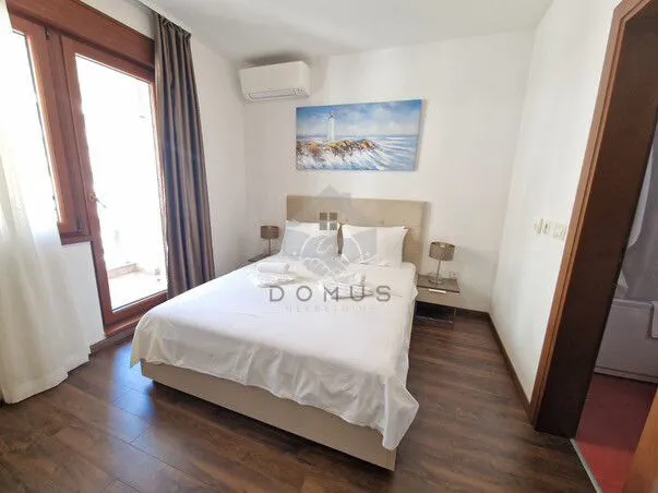 Prodaja, trosoban stan, 93m², Bečići, Budva