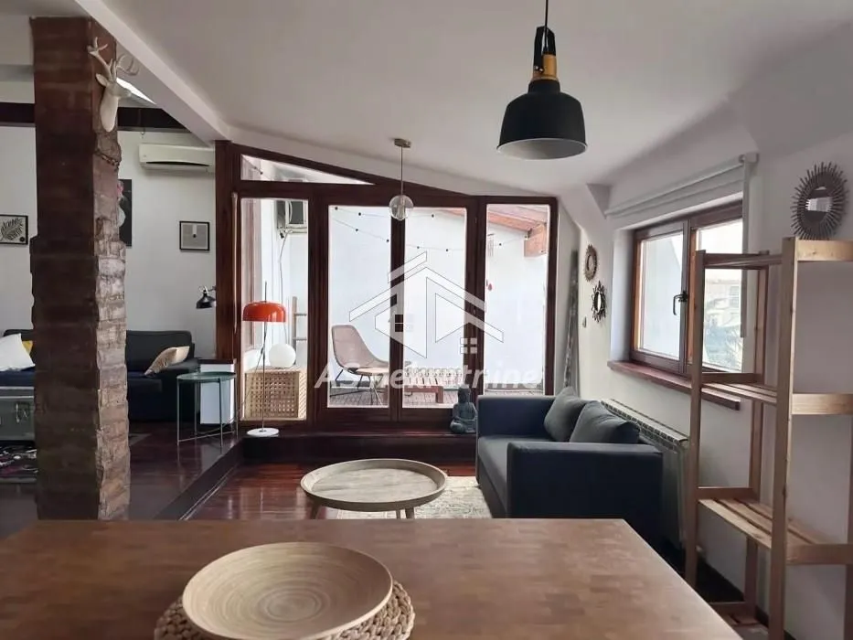 Izdavanje, trosoban stan, 87m², Čubura, Beograd