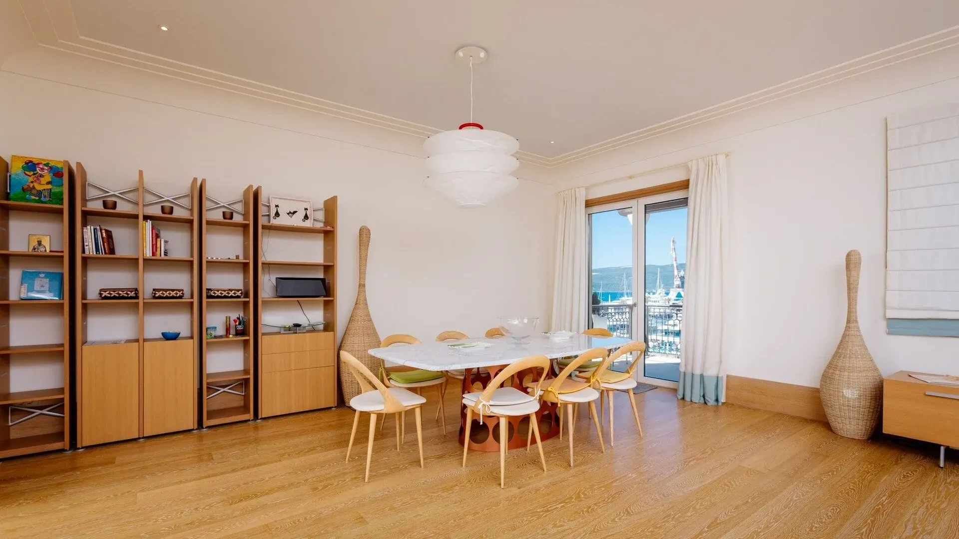 Prodaja, četvorosoban stan, 240m², Porto Montenegro, Tivat
