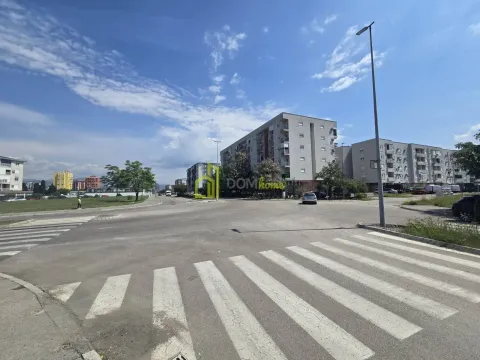 Poslovni prostor in Tuški Put