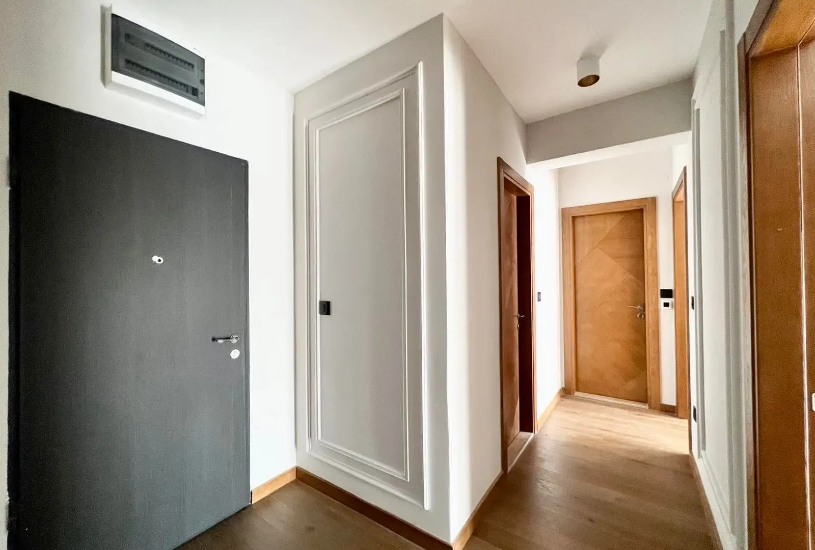 Izdavanje, dvosoban stan, 70m², Ljubović, Podgorica
