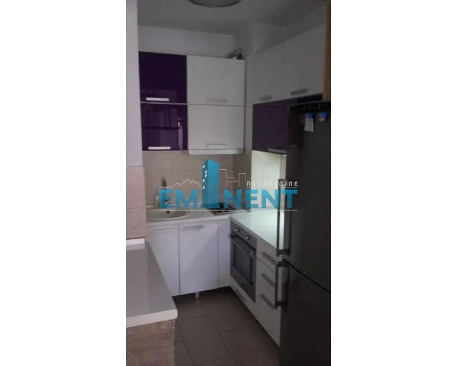 Izdavanje, dvosoban stan, 57m², Novi Beograd Sve Podlokacije, Beograd