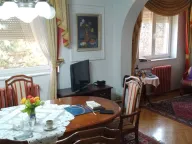 Izdavanje, trosoban stan, 98m², Savski Venac, Beograd - image 2