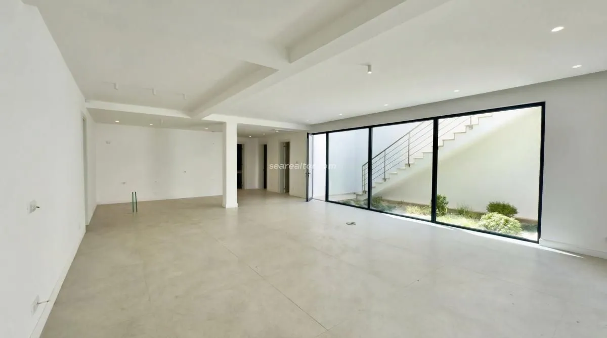 Prodaja, kuća, 350m², Krašići, Tivat