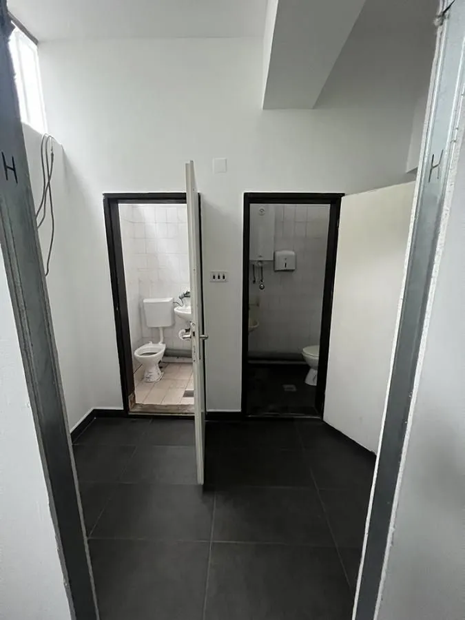 Rent, office space, 770m², Kneževac, Beograd