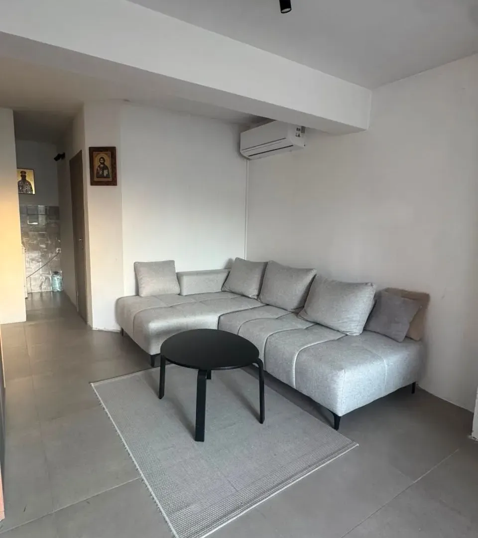 Prodaja, dvosoban stan, 50m², Pržno, Budva