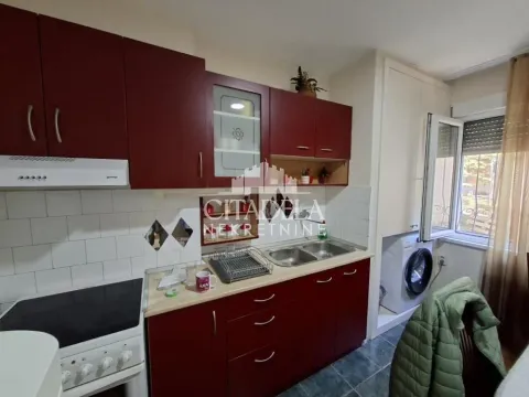 Rent, two bedroom apartment, 53m², Čukarica, Beograd - image 8