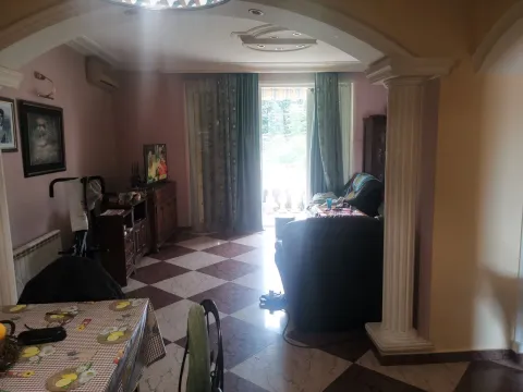 Prodaja, kuća, 335m², Podgorica, Crna Gora - image 3