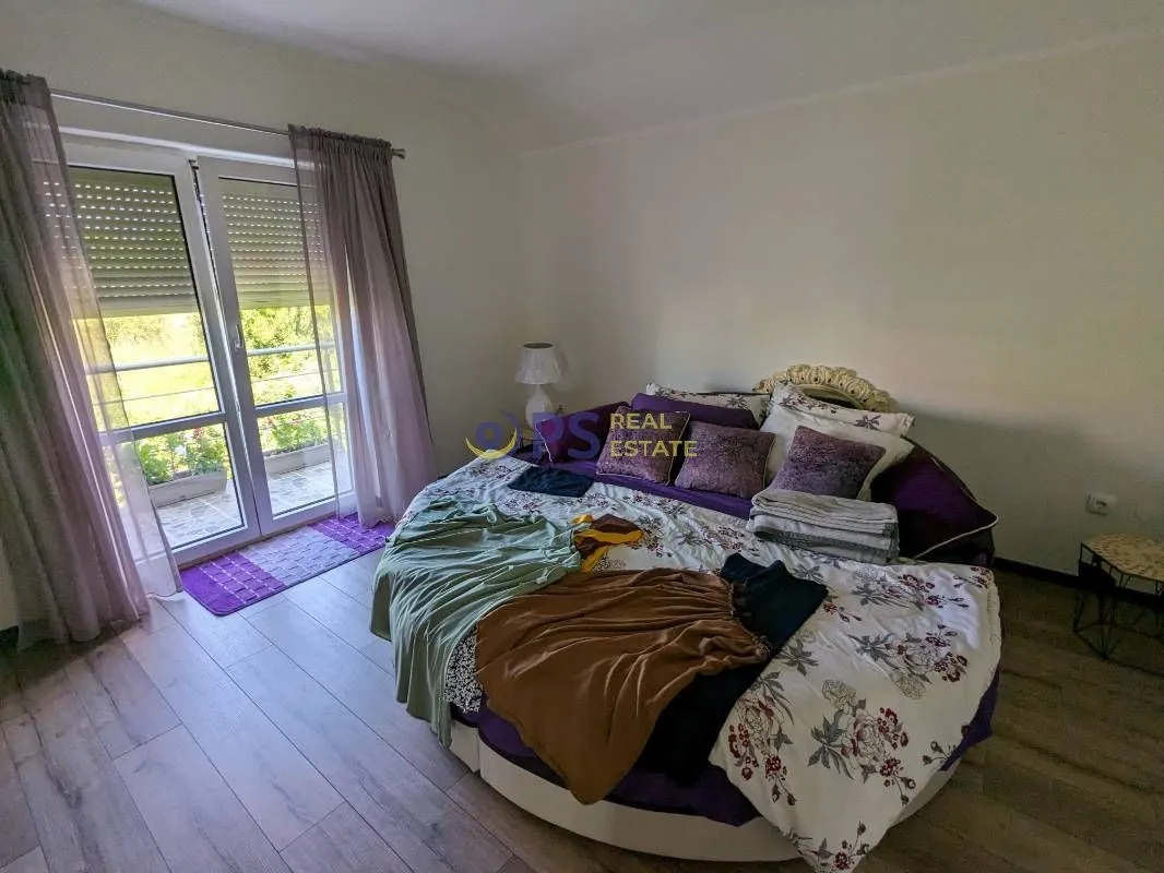 Sale, house, 200m², Bar, Crna Gora