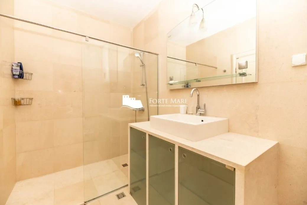 Prodaja, dvosoban stan, 104m², Topla, Herceg Novi