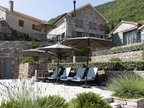Prodaja, kuća, 293m², Gornja Lastva, Tivat - image 3
