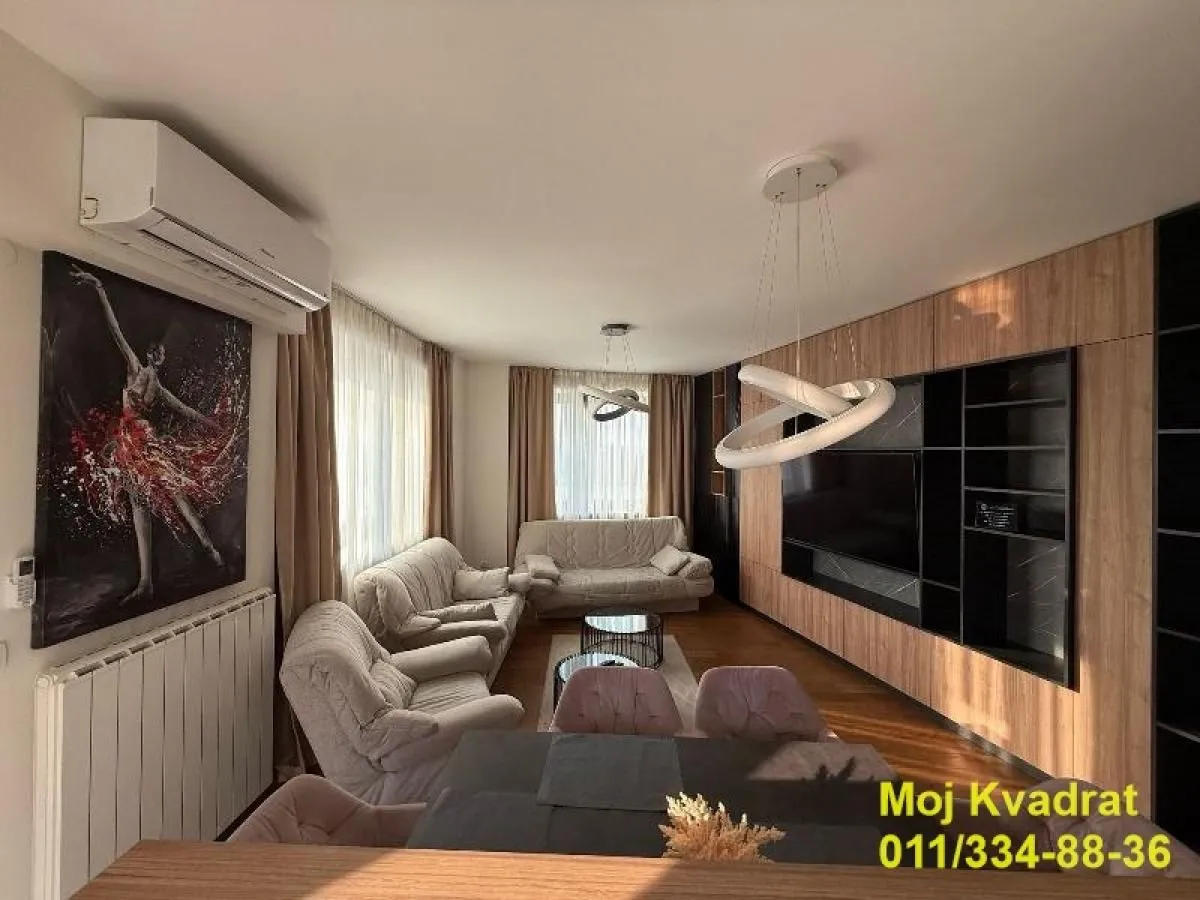 Prodaja, trosoban stan, 92m², Savski Venac, Beograd