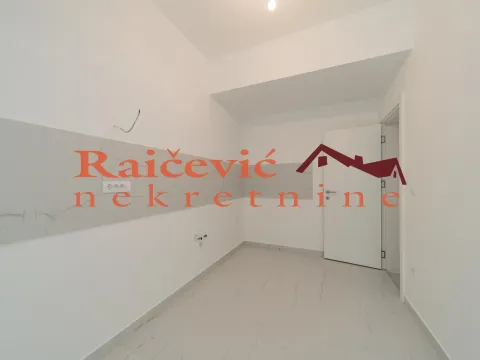 Prodaja, trosoban stan, 80m², Grocka, Beograd - image 6