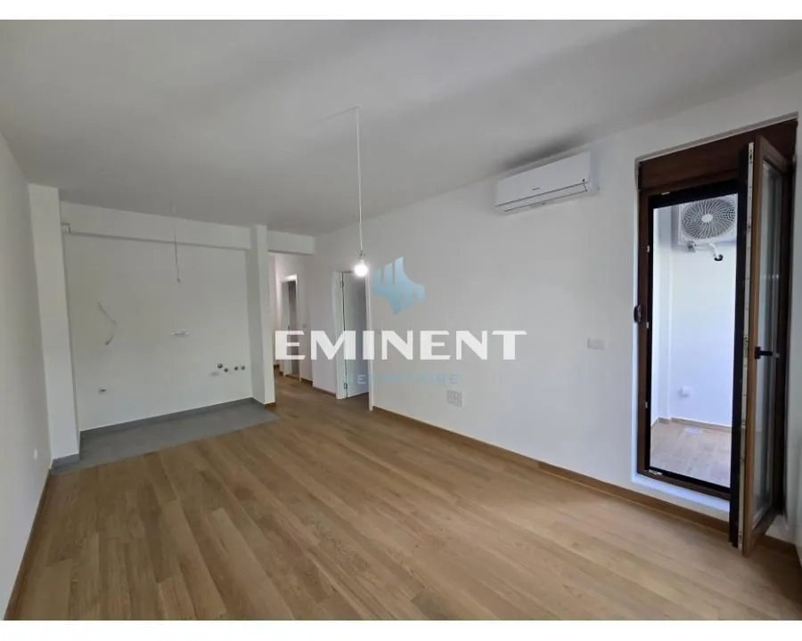 Rent, three bedroom apartment, 55m², Zemun Centar, Zemun Sve Podlokacije