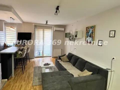 Izdavanje, dvosoban stan, 52m², Podbara, Novi Sad Sve Podlokacije - image 2