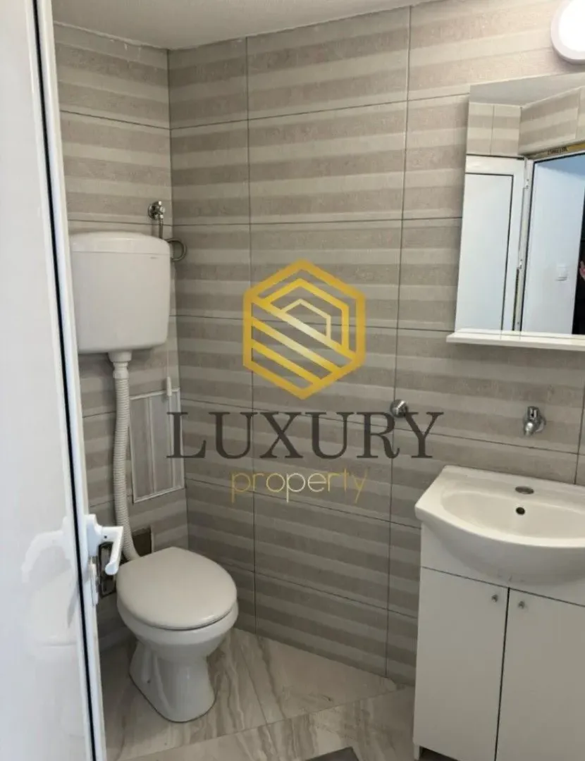 Sale, office space, 28m², Preko Morače, Podgorica