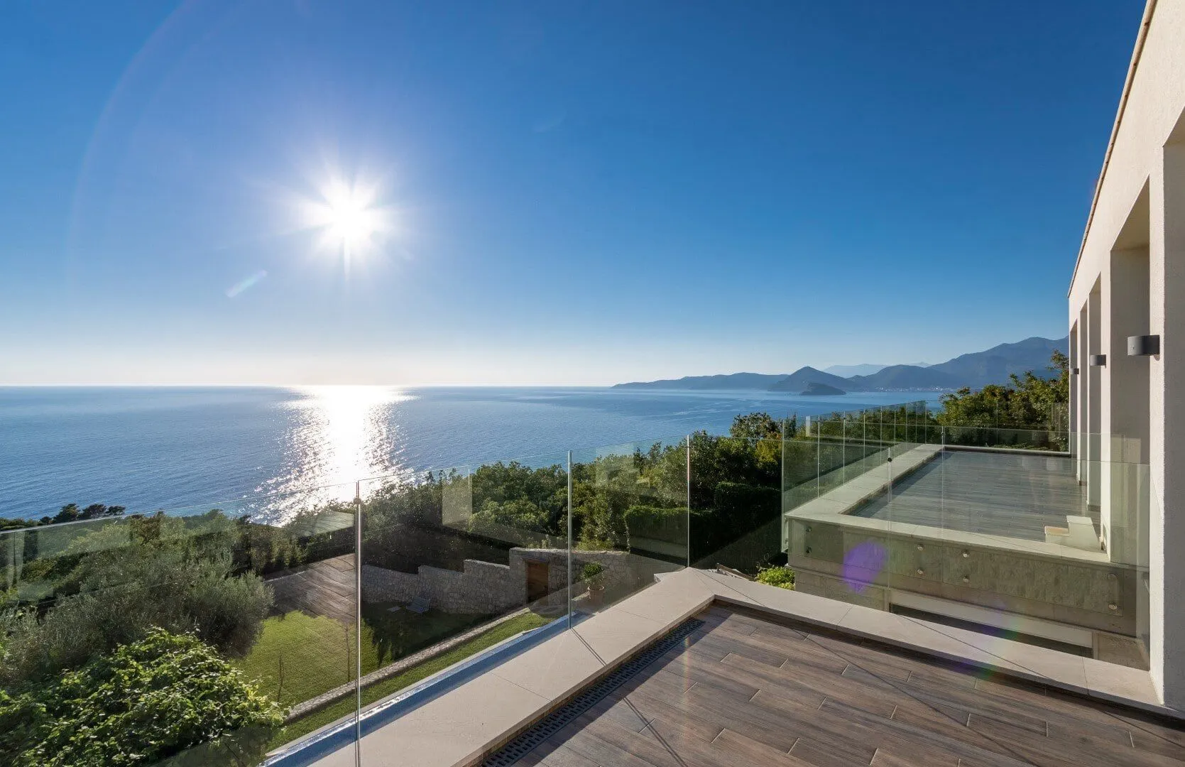 Sale, house, 550m², Reževići, Budva