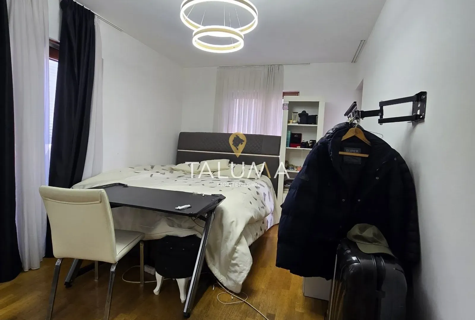 Prodaja, trosoban stan, 120m², Tološi, Podgorica