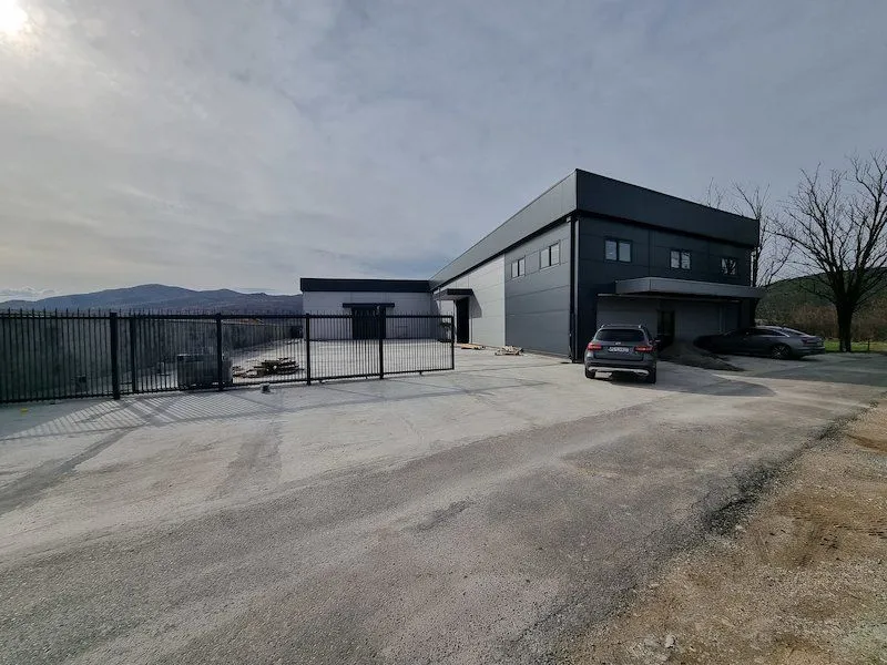 Rent, office space, 1000m², Donja Gorica, Podgorica