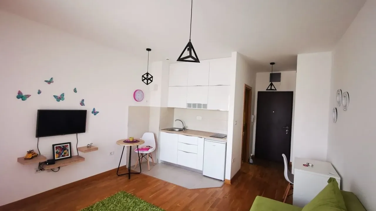 Izdavanje, garsonjera, 30m², City Kvart, Podgorica
